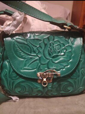 Patricia Nash Rose tooled leather shoulder bag green NWT